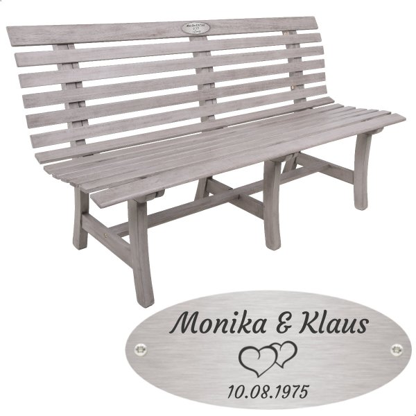Goldene Hochzeit Bank mit Gravur-Schild zB Herzen (Namen/Datum), 3-Sitzer Gartenbank Mandalay Holz grau150cm, Edelstahlschild personalisiert, Geschenk 50. Hochzeitstag